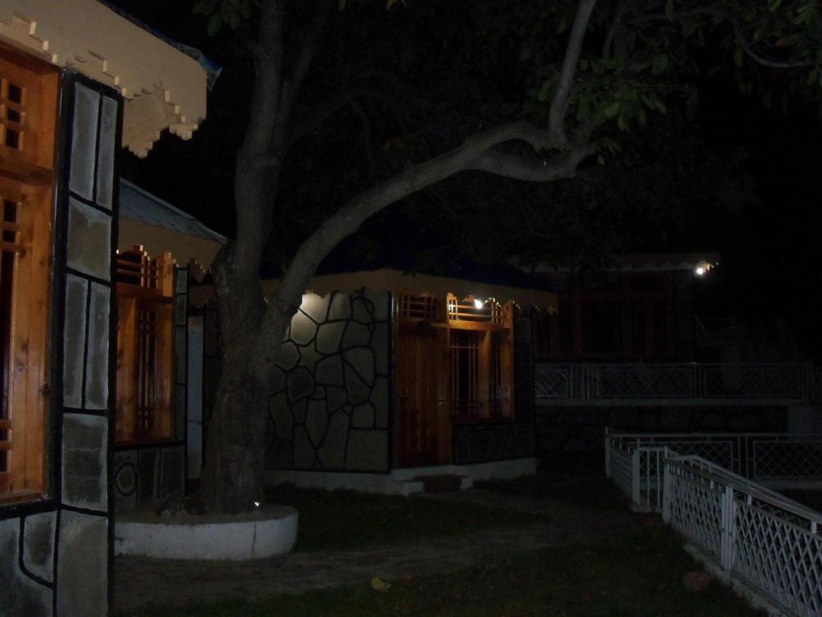 מלון נאראן Manila Huts מראה חיצוני תמונה
