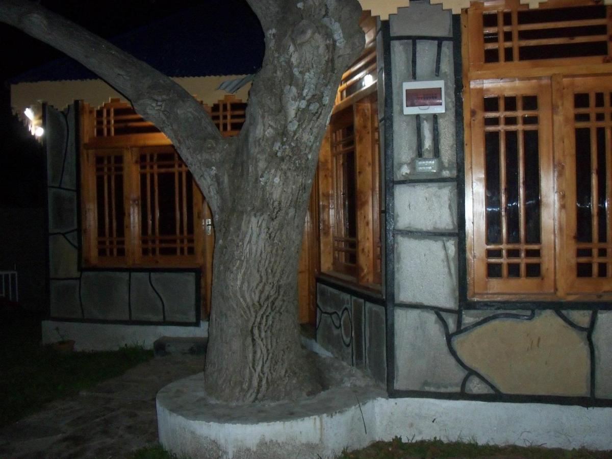 מלון נאראן Manila Huts מראה חיצוני תמונה